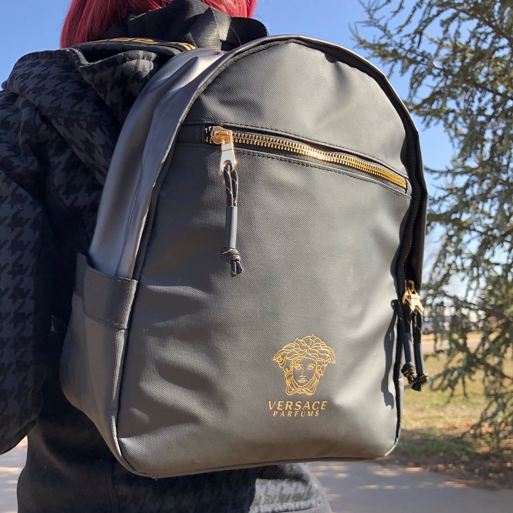 💥Moving to @the_bag_guy💥VERSACE PARFUMS - Women’s Backpack - Black and Gold - Picture 2 of 10